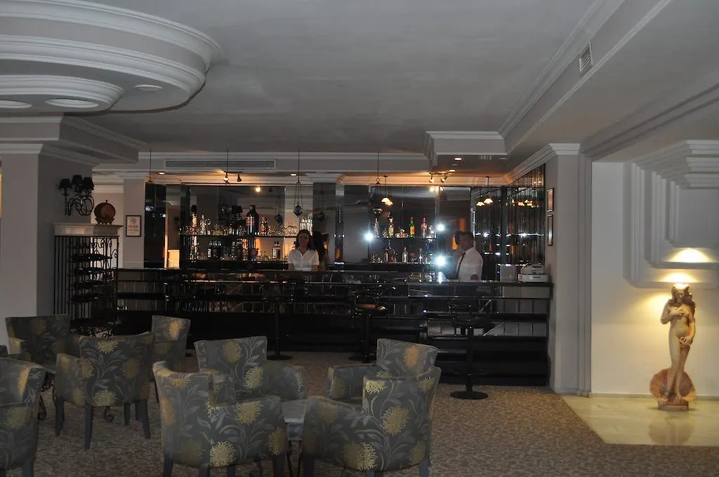 Grand Ozcelik Hotel Kusadasi
