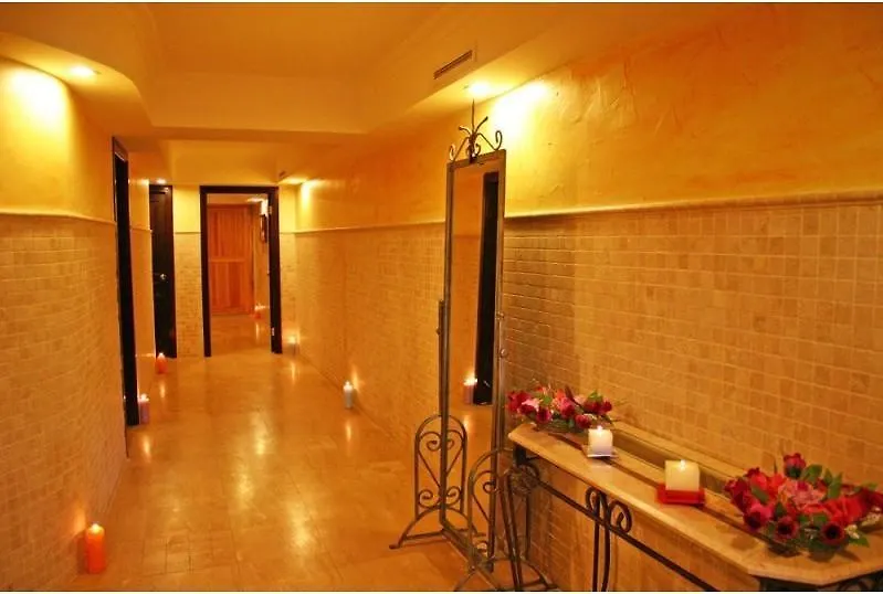 Grand Ozcelik Hotel Kusadasi