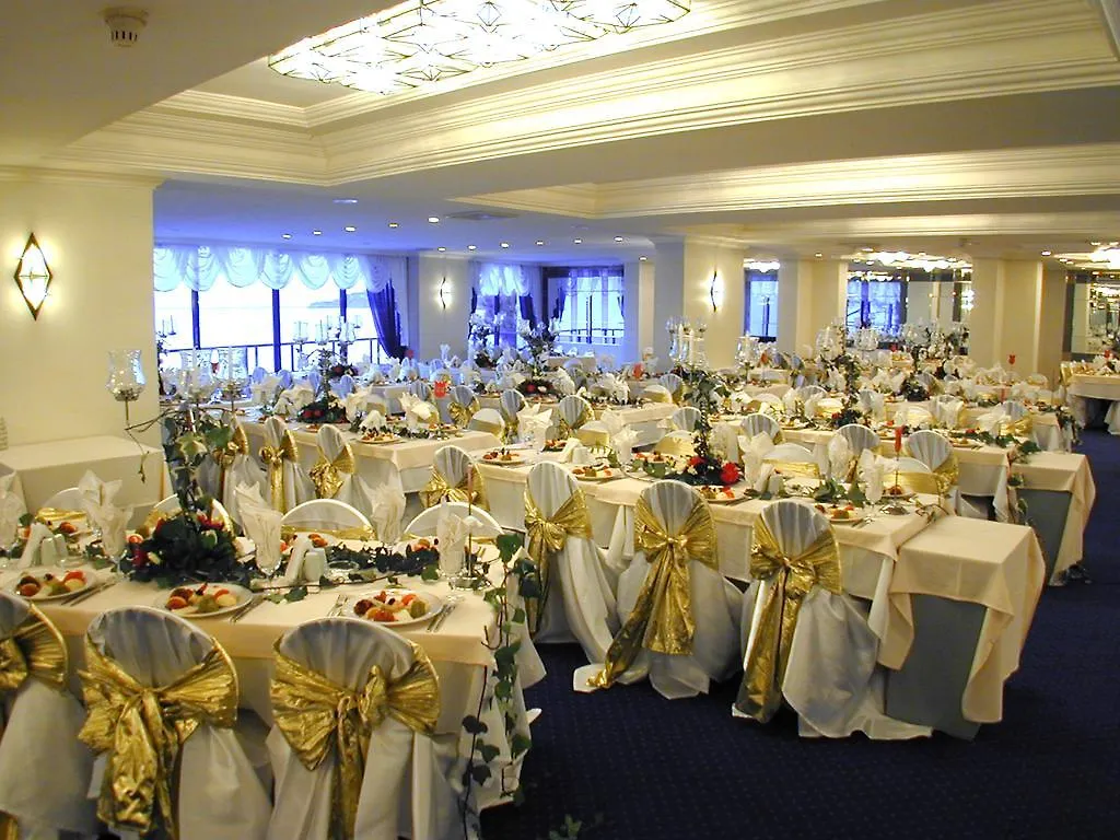 Grand Ozcelik Hotel Kusadasi