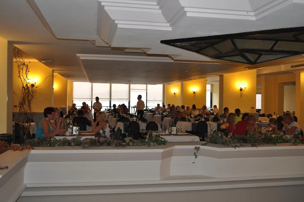 Grand Ozcelik Hotel Kusadasi 3*,  Turquía