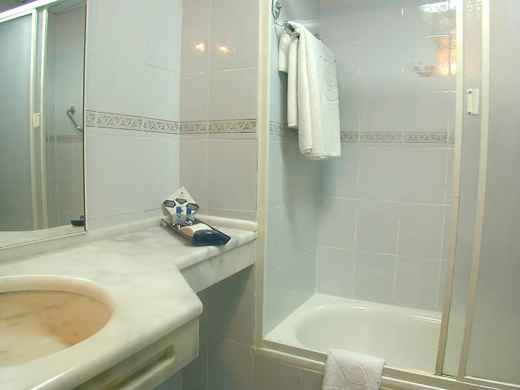 Grand Ozcelik Hotel Kusadasi
