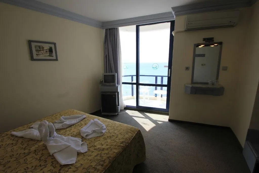 Grand Ozcelik Hotel Kusadasi 3*,  Turquía