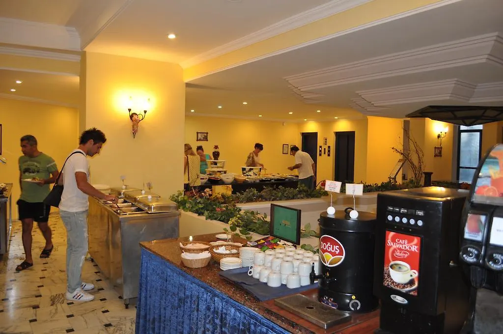 Grand Ozcelik Hotel Kusadası 3*,