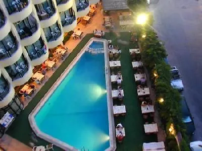 Grand Ozcelik Hotel Kusadası