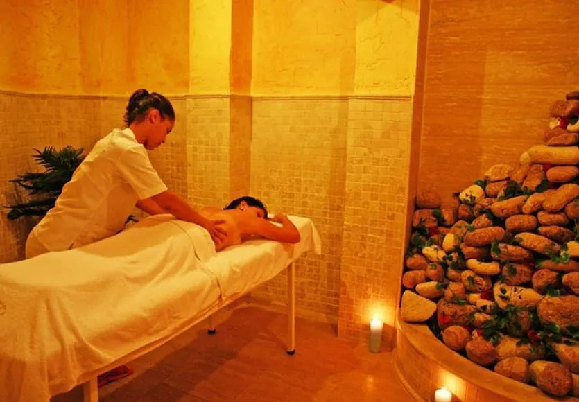 Grand Ozcelik Hotel Kusadası